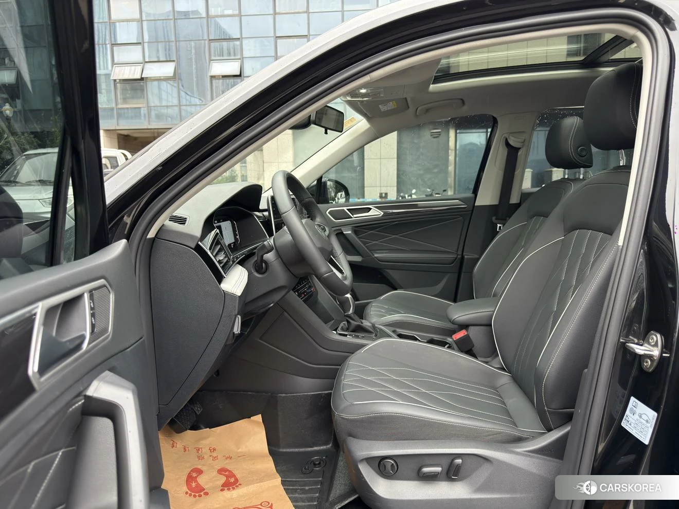 Volkswagen Tiguan L id 4492849 из Китая 12