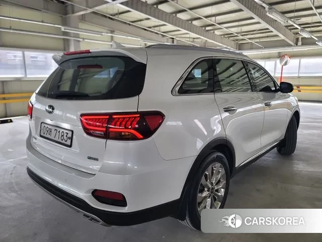 Kia The New Sorento id 3718875 из Кореи 17