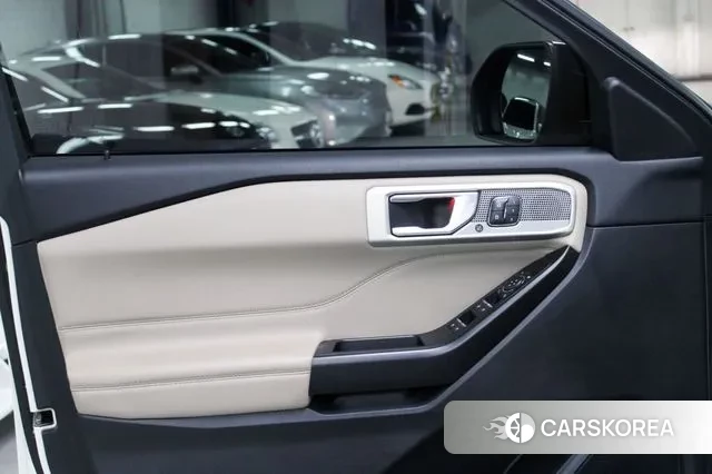 Ford Explorer 6th Generation id 3205941 из Кореи 17