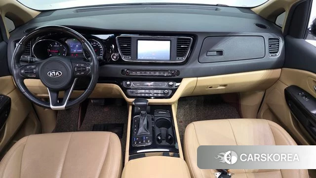 Kia All New Carnival id 4543719 из Кореи 17