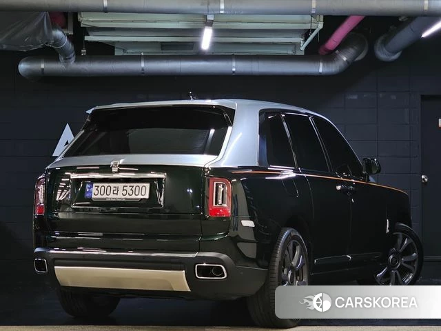 Rolls-Royce Cullinan id 4630557 из Кореи 17
