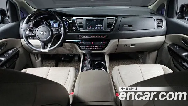 Kia The New Carnival id 2356543 из Кореи 17