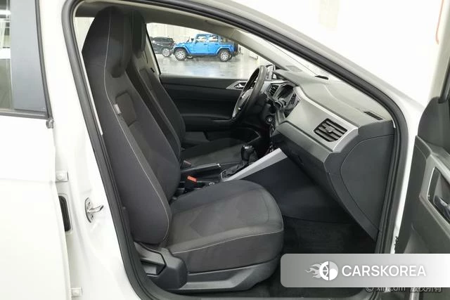Volkswagen Polo id 4307674 из Китая 21