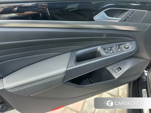 Volkswagen Passat id 4272735 из Китая 7