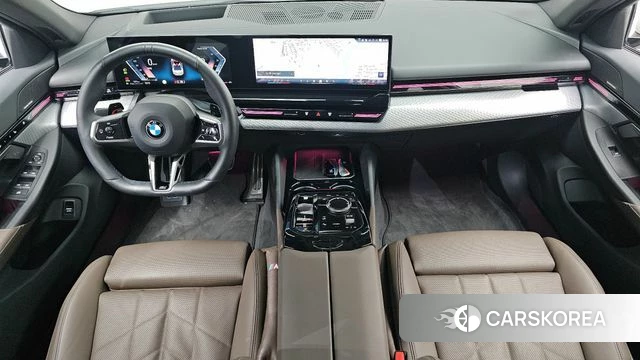 BMW 5 Series (G60) id 3896857 из Кореи 17