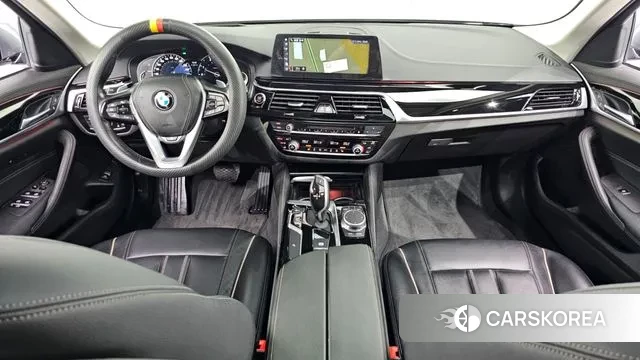 BMW 5 Series (G30) id 3485093 из Кореи 17