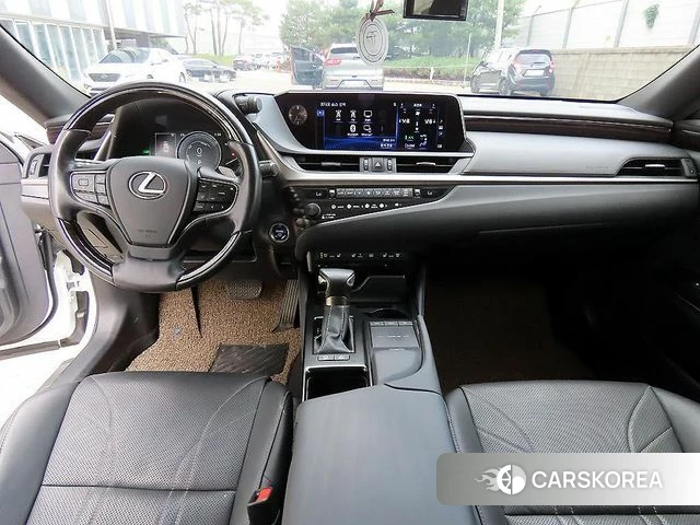 Lexus ES300h 7th generation id 4389814 из Кореи 17
