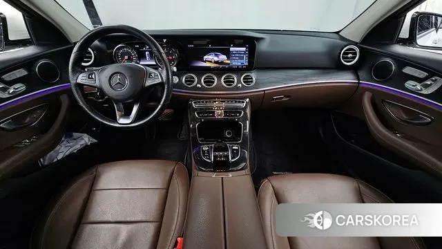 Mercedes-Benz E-Class W213 id 3408207 из Кореи 17