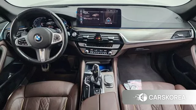 BMW 5 Series (G30) id 3488857 из Кореи 17