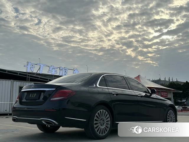 Mercedes-Benz E-class id 4215200 из Китая 21