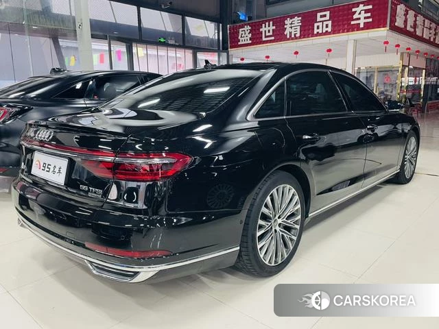 Audi A8 id 3901819 из Китая 13