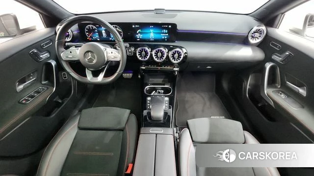 Mercedes-Benz A-Class W177 id 3805980 из Кореи 17
