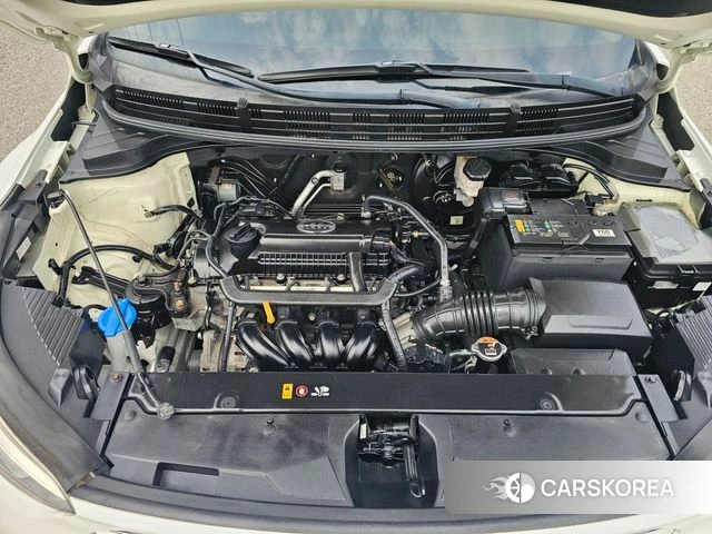 Kia Stonic id 3861868 из Кореи 17