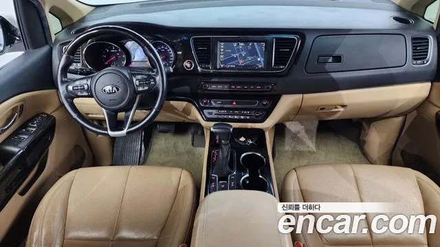 Kia The New Carnival id 2688421 из Кореи 17