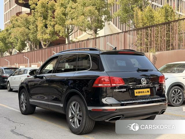 Volkswagen Touareg id 4242459 из Китая 18