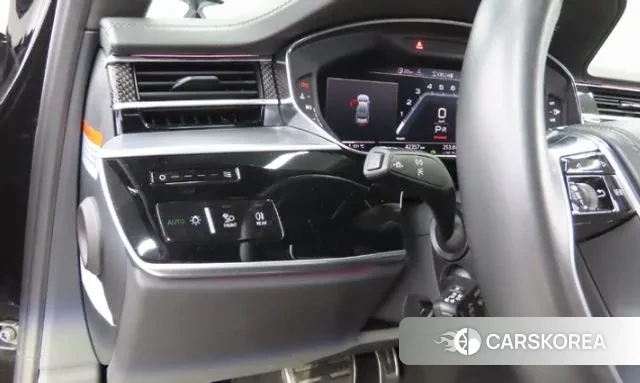 Audi S8 (D5) id 3028726 из Кореи 8