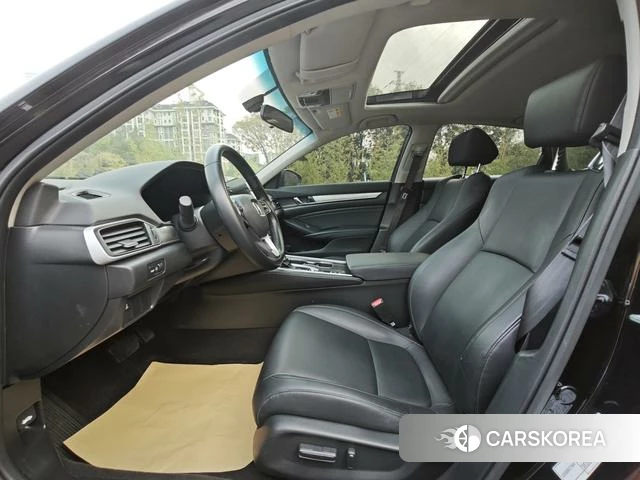 Honda Accord id 4297776 из Китая 14