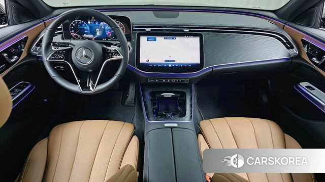 Mercedes-Benz E-Class W214 id 4307890 из Кореи 28