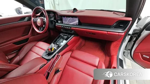 Porsche 911(992) id 3636066 из Кореи 17