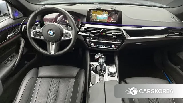 BMW 5 Series (G30) id 3368576 из Кореи 17