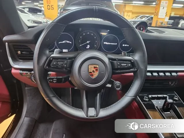 Porsche 911(992) id 2997389 из Кореи 16