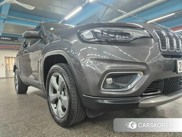 Jeep Cherokee (KL) id 4642379 из Кореи 17