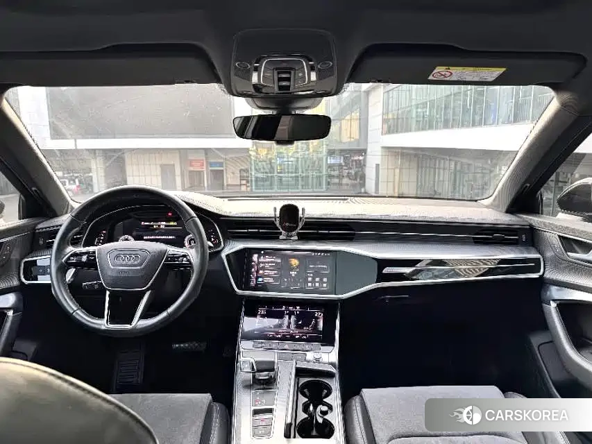 Audi A6L id 4589380 из Китая 7