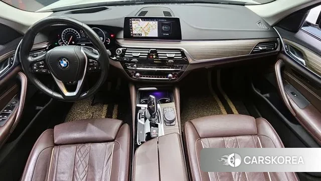 BMW 5 Series (G30) id 3778756 из Кореи 17