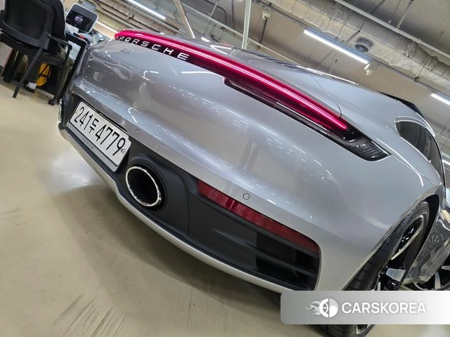 Porsche 911(992) id 3885692 из Кореи 17