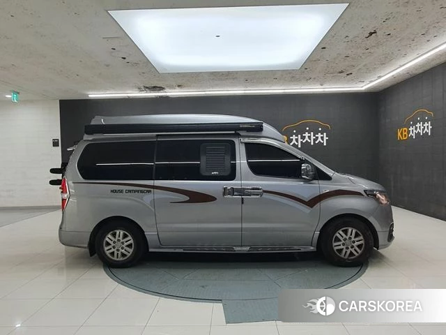Hyundai The New Grand Starex id 4453441 из Кореи 17