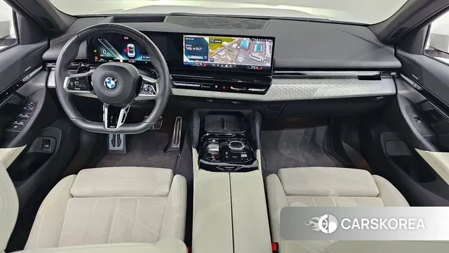 BMW 5 Series (G60) id 3512357 из Кореи 17