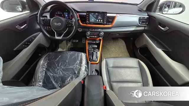 Kia Stonic id 3656940 из Кореи 17