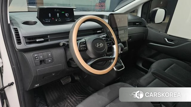 Hyundai Staria id 3896700 из Кореи 17