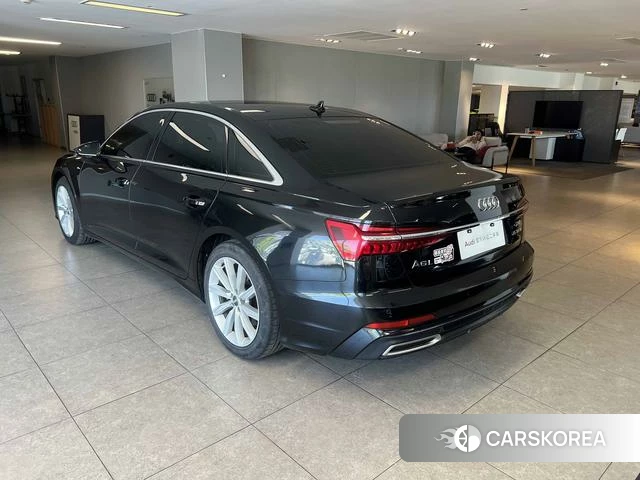 Audi A6L id 4301092 из Китая 16