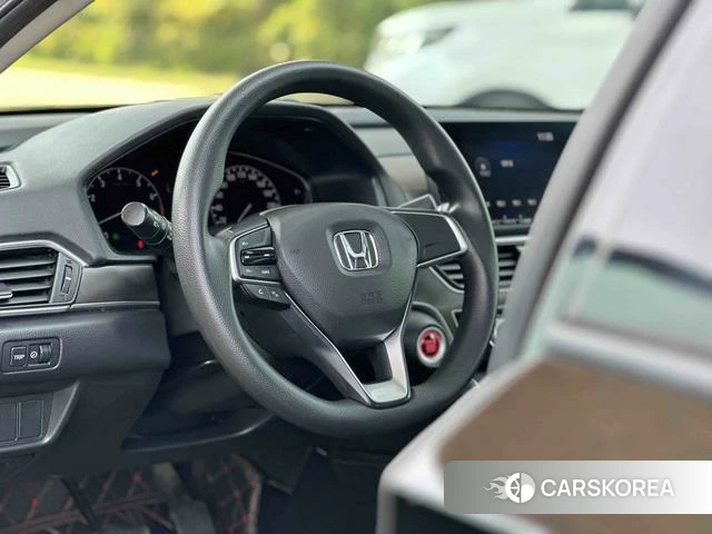 Honda Accord id 4221817 из Китая 14
