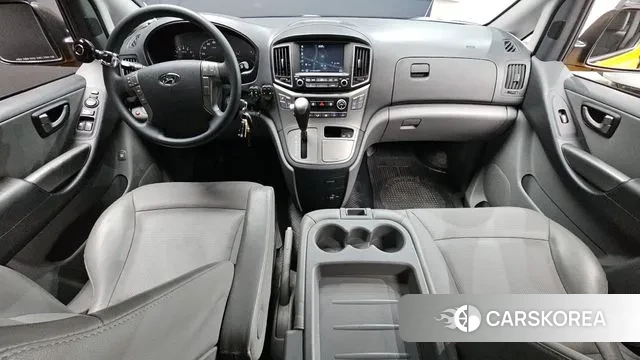 Hyundai The New Grand Starex id 3055683 из Кореи 17