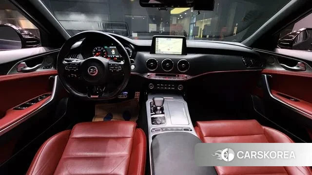 Kia Stinger id 3661296 из Кореи 17