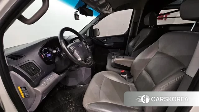 Hyundai The New Grand Starex id 2985459 из Кореи 17