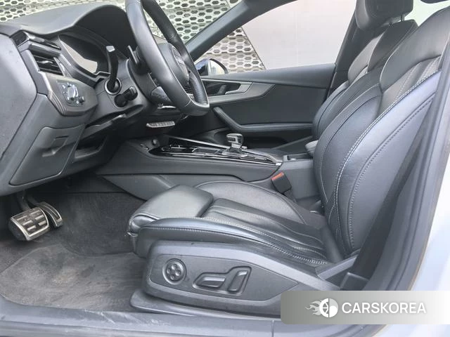 Audi A4L id 4260492 из Китая 12