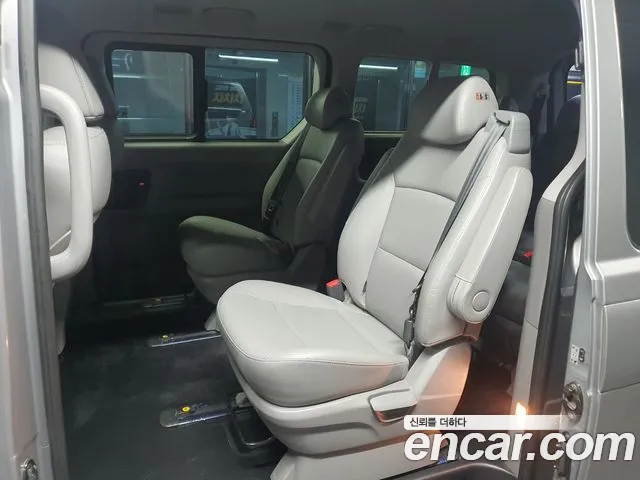 Hyundai The New Grand Starex id 2813042 из Кореи 17