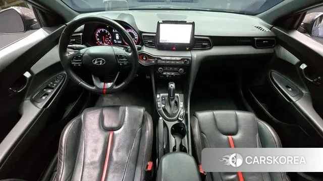 Hyundai Veloster (JS) id 3718691 из Кореи 17