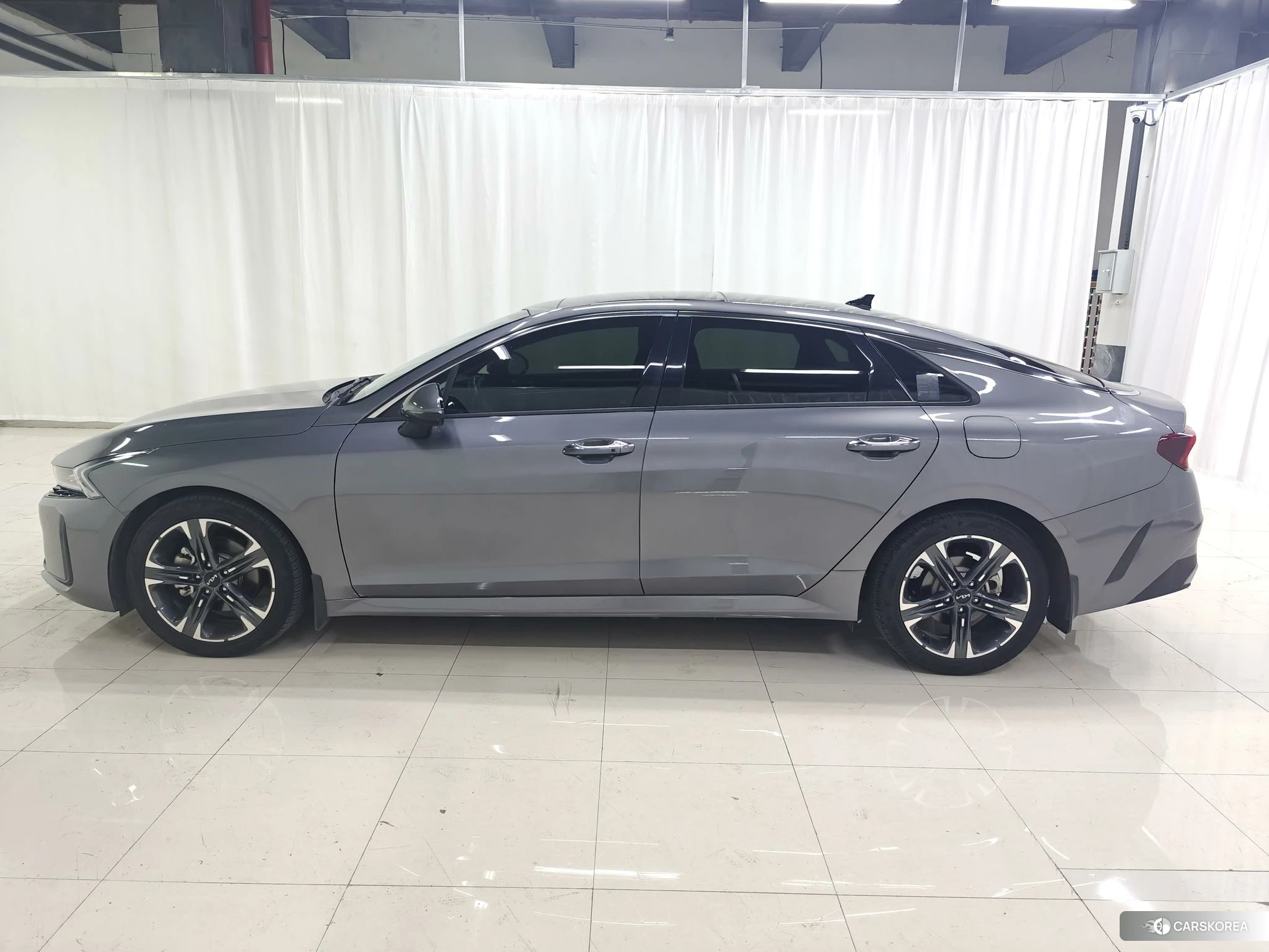 Kia K5 id 4492954 из Китая 16