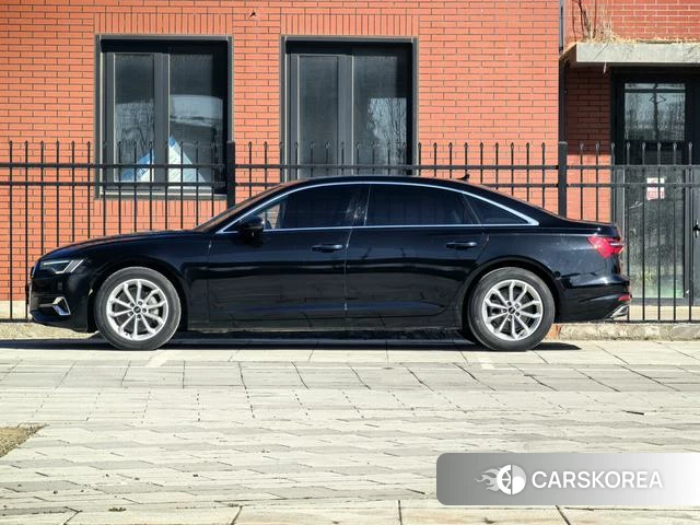 Audi A6L id 4275773 из Китая 15