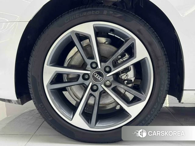 Audi A4L id 4277712 из Китая 15
