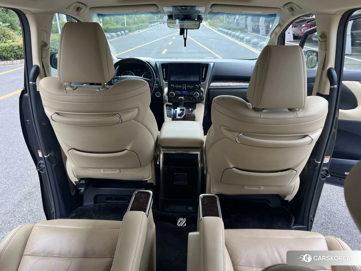 Toyota Elfa id 4512466 из Китая 16