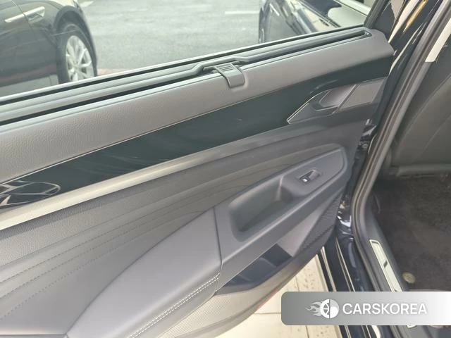 Volkswagen Passat id 4278378 из Китая 22