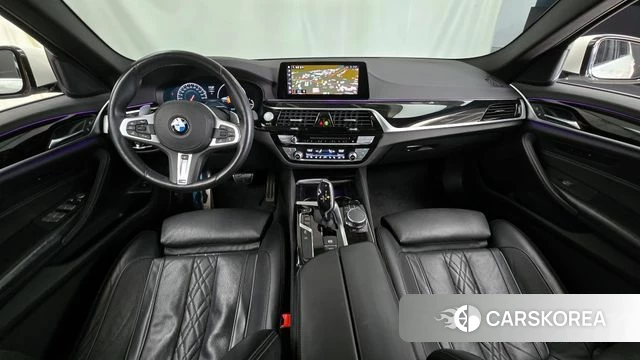 BMW 5 Series (G30) id 4390115 из Кореи 28