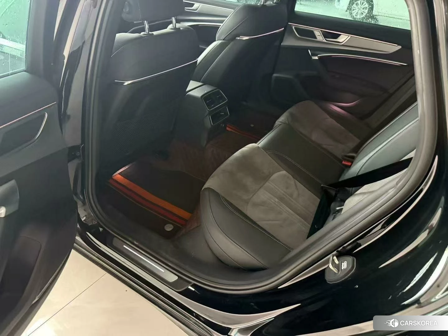 Audi A6L id 4406047 из Китая 7