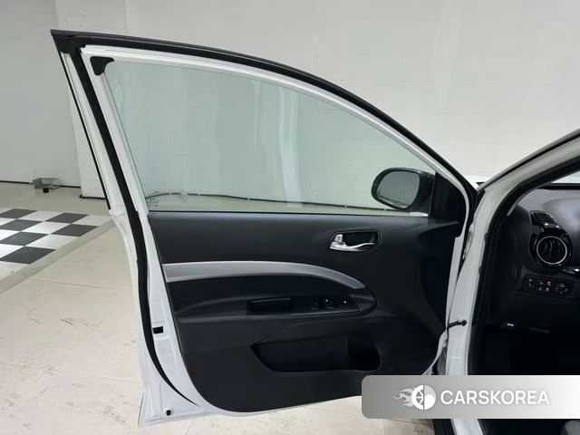 Kia Yi Ran id 4368102 из Китая 14