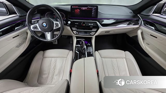 BMW 5 Series (G30) id 4500495 из Кореи 29